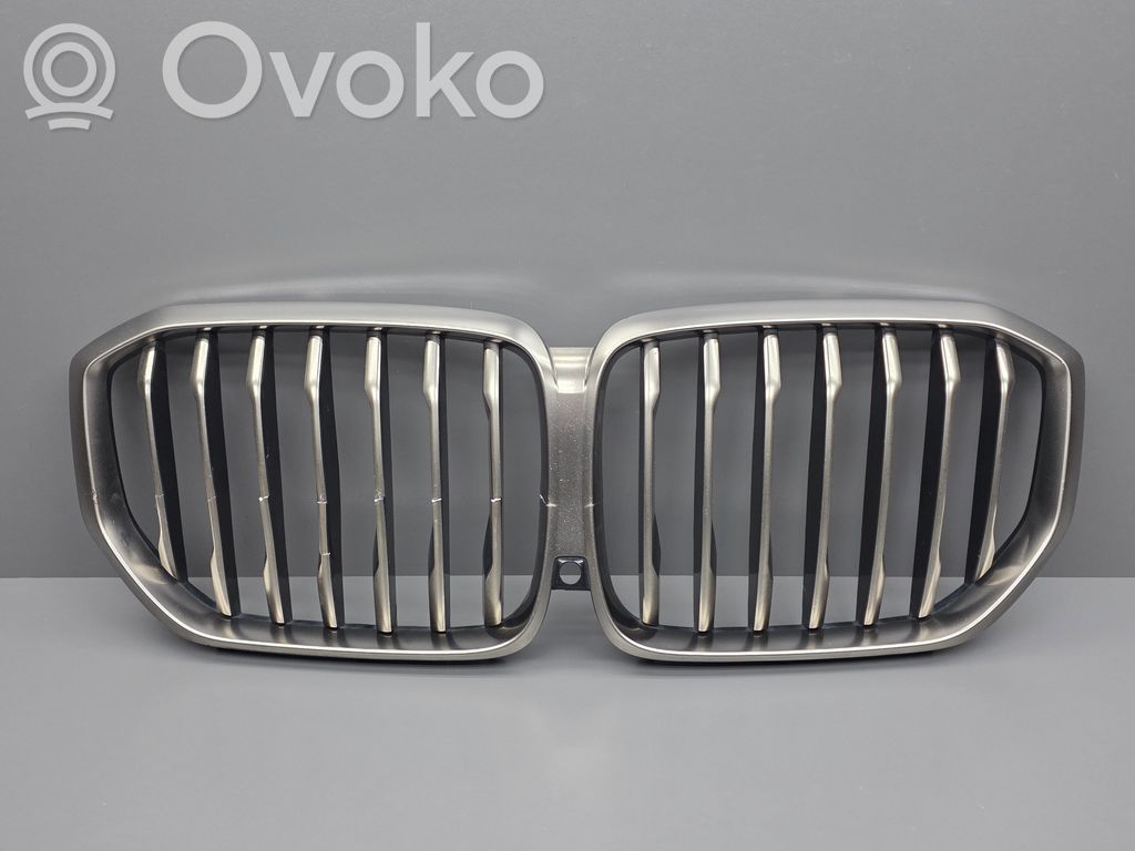 BMW X5 G05 Maskownica / Grill / Atrapa górna chłodnicy 