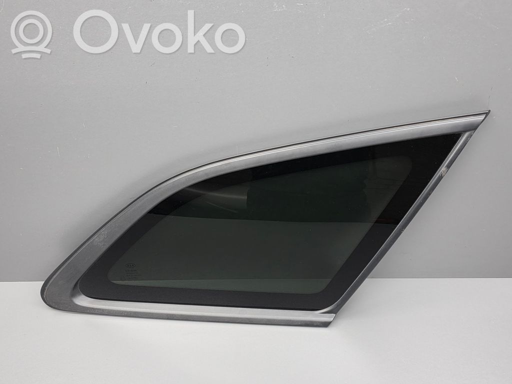 KIA Ceed Rear side window 