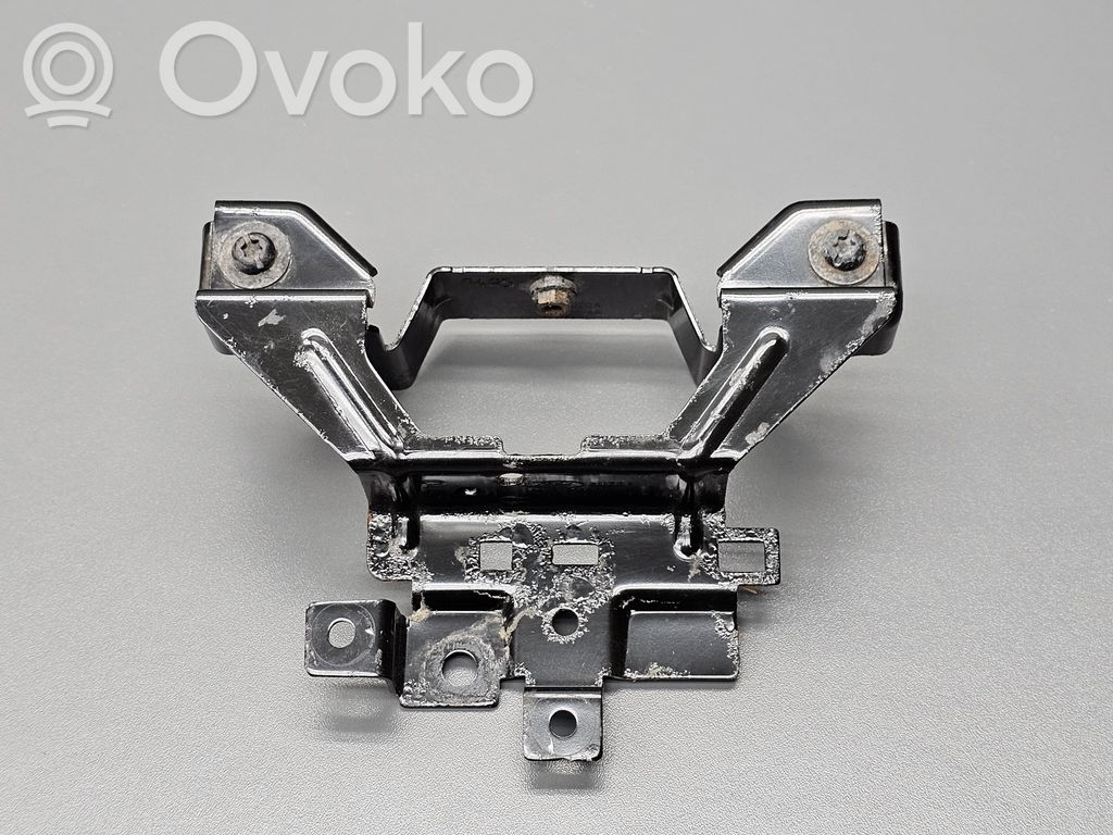 Ford Fiesta Engine bonnet/hood lock/catch 