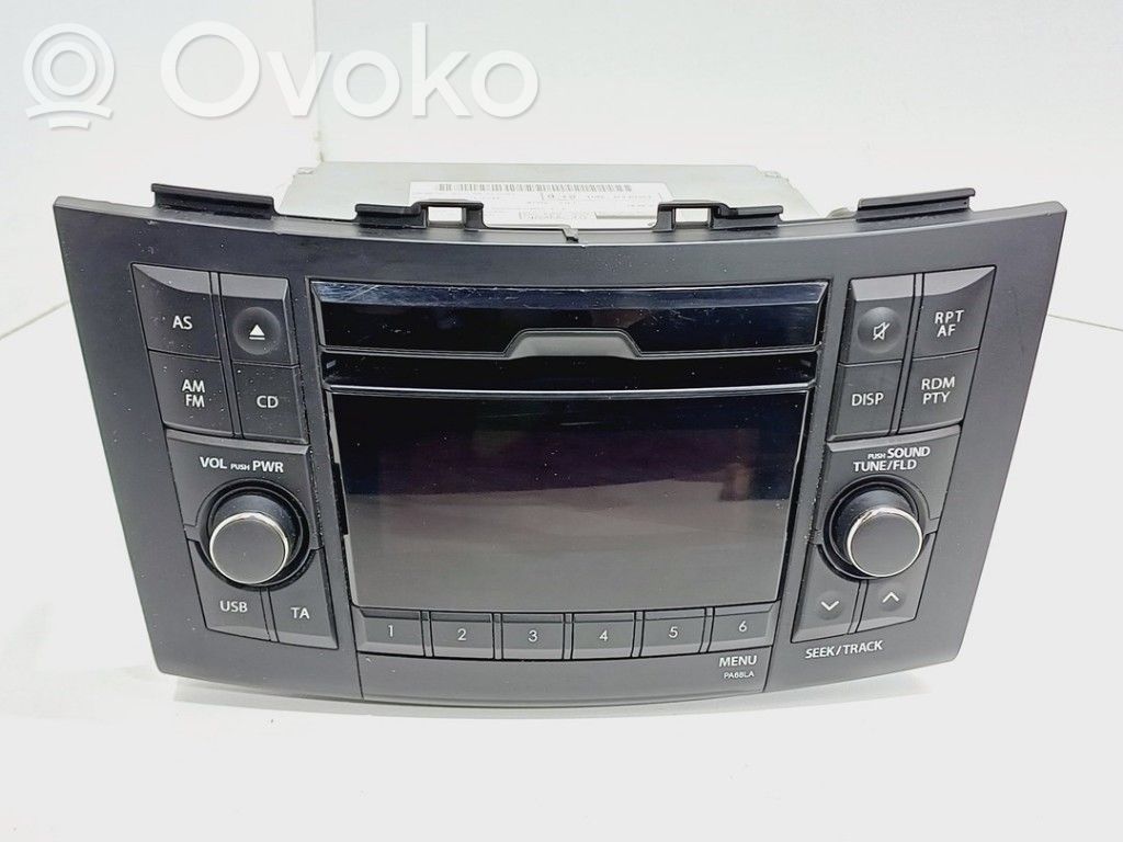 Suzuki Swift II Panel / Radioodtwarzacz CD/DVD/GPS 