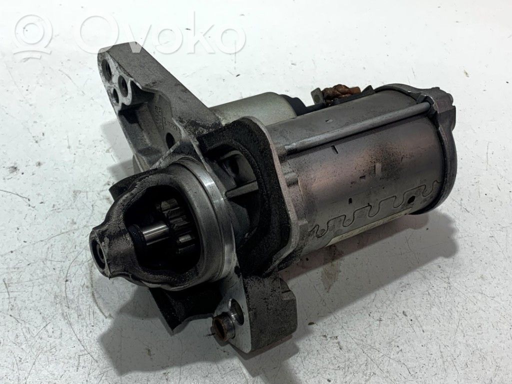 Nissan Micra K14 Rozrusznik 