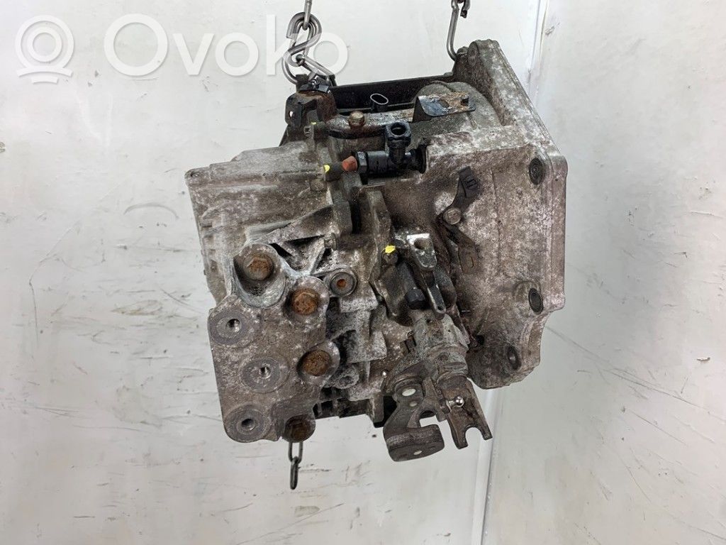 Opel Astra K Cutie viteze manuală cu 6 trepte 