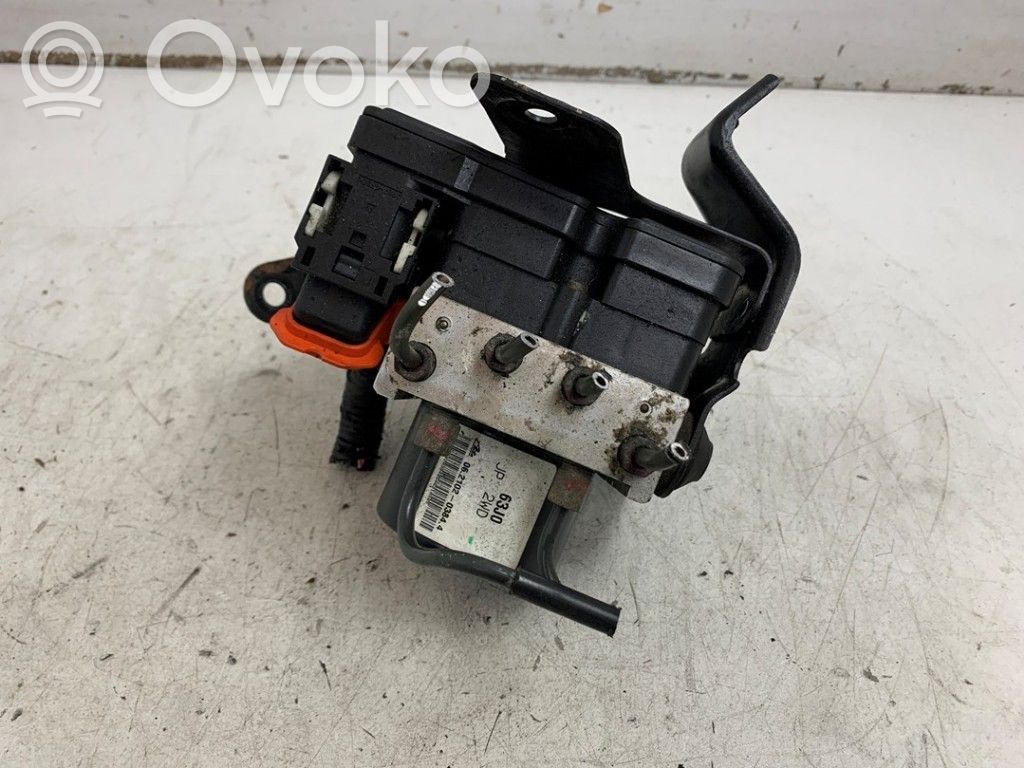 Suzuki Swift I ABS-pumppu 