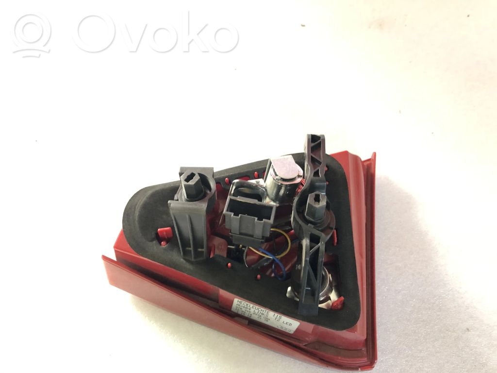 Takavalot   8T0945093B,8T0945093