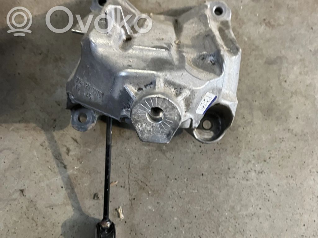 Audi Q5 SQ5 FY Engine mounting bracket 