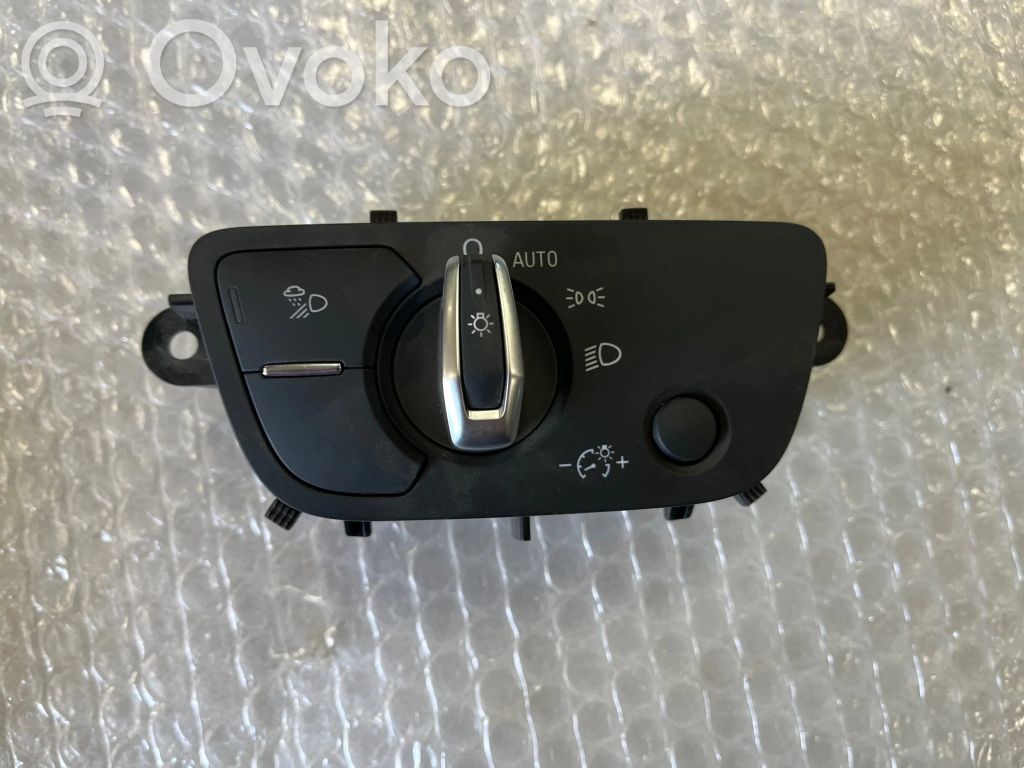 Audi Q7 4M Light switch 