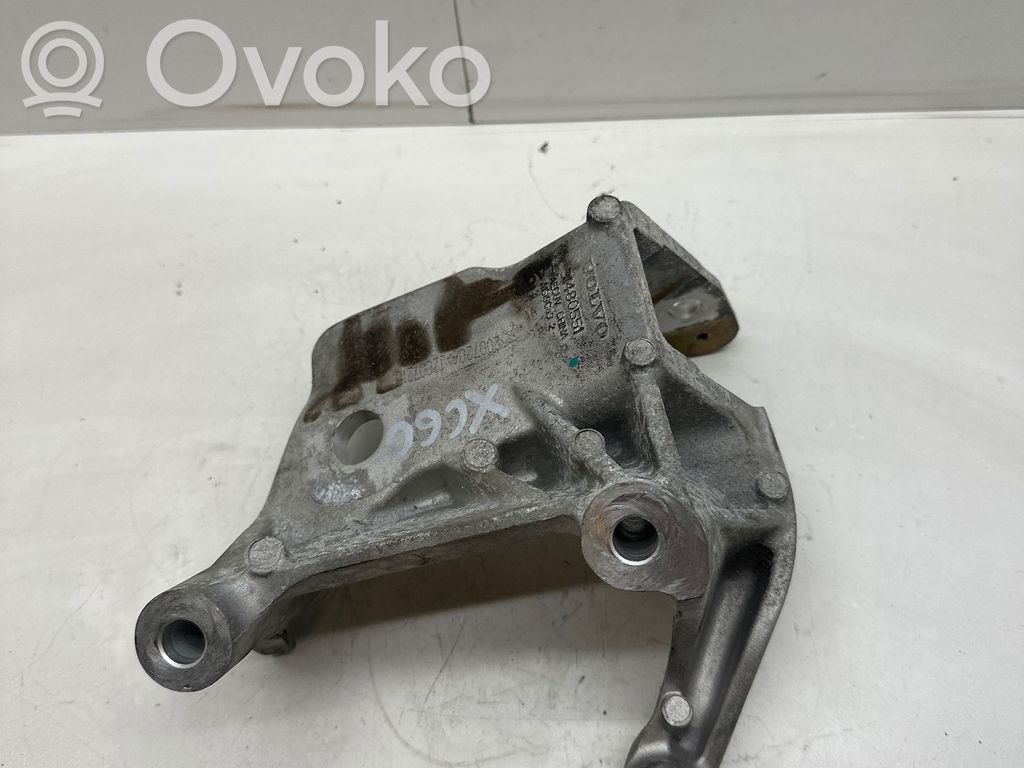 Engine mounting bracket   31480551