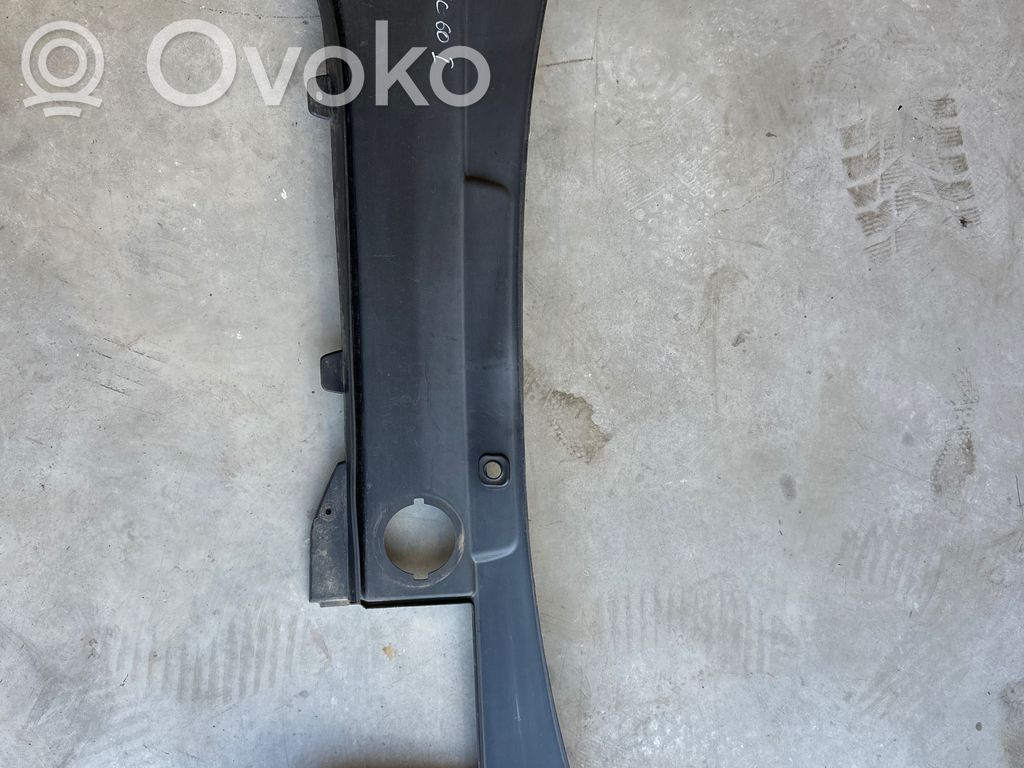 Volvo XC60 Pyyhinkoneiston lista 