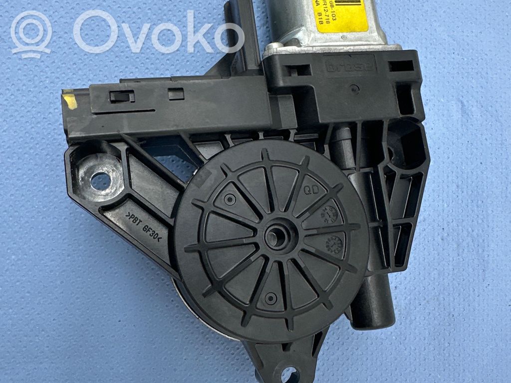 Volvo XC60 Silnik regulatora szyby drzwi przednich 