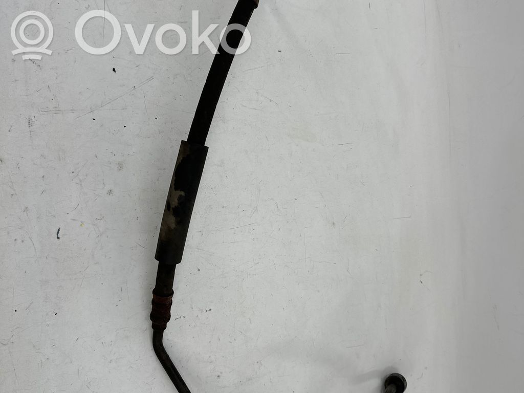 Volvo XC90 Air conditioning (A/C) pipe/hose 