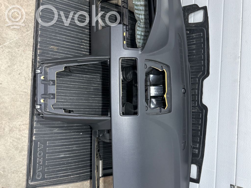 Volvo XC90 Dashboard 