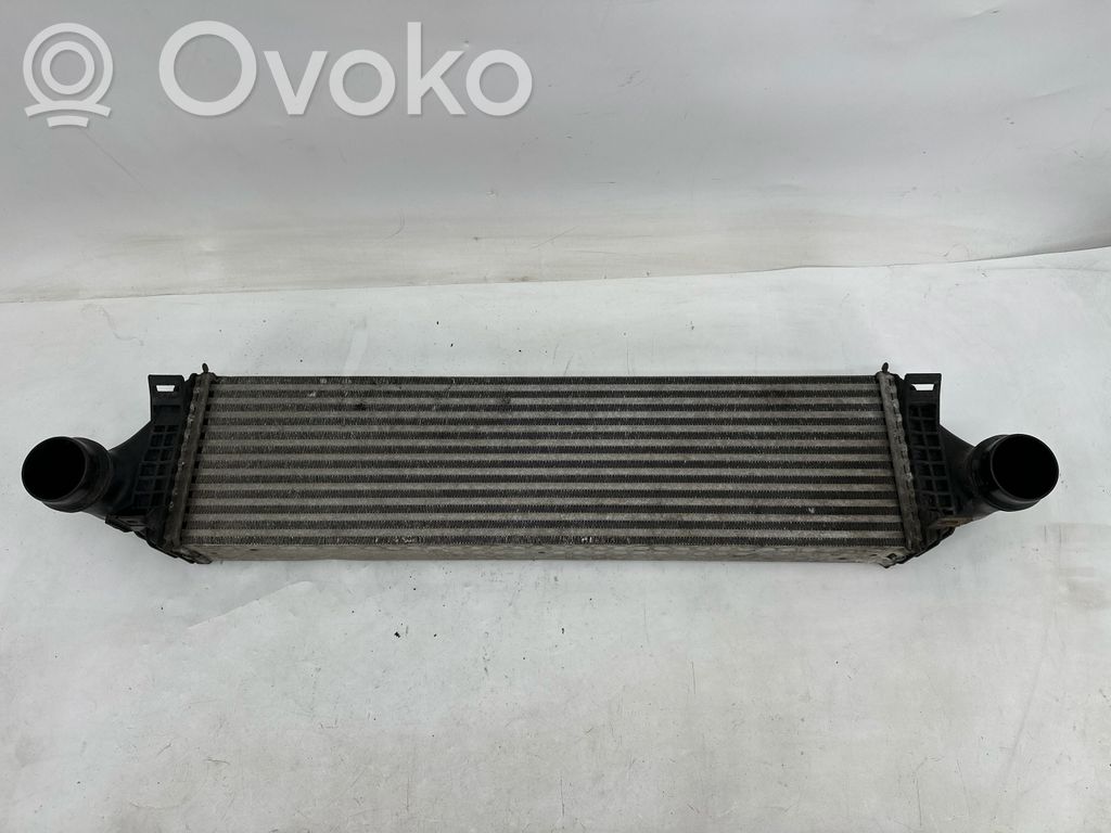 Volvo V40 Interkūlerio radiatorius 