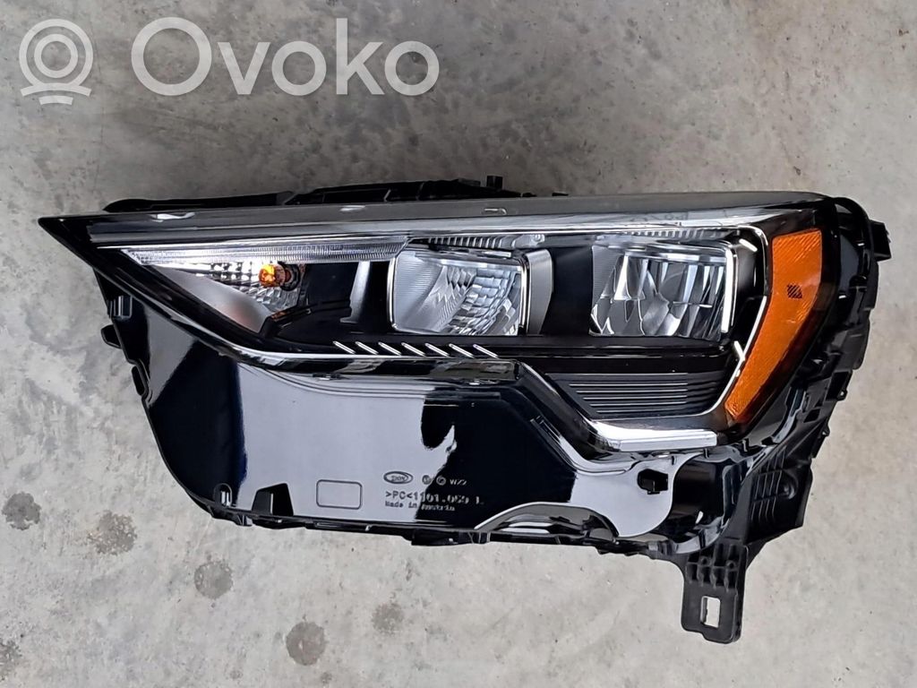 Audi Q3 F3 Scheinwerfer 