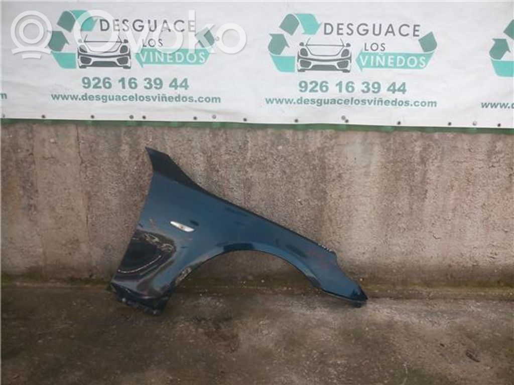 Front arch   1098786