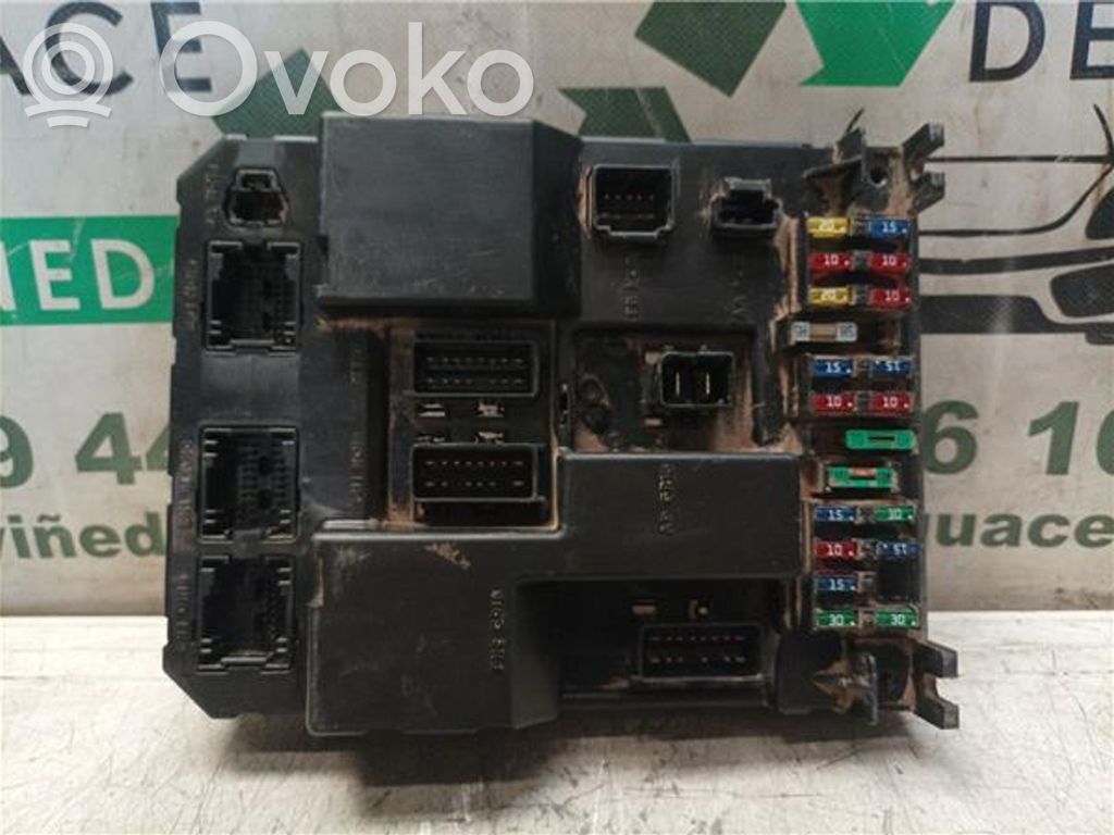 Peugeot 307 Módulo de fusible 