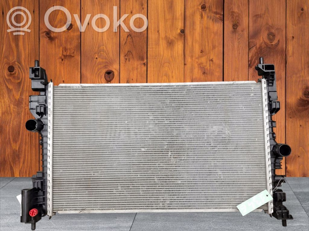 Opel Adam Aušinimo skysčio radiatorius 