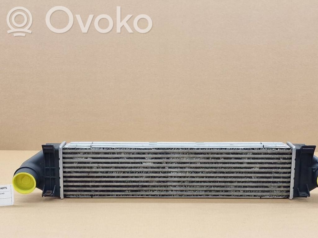 Volvo V40 Radiador intercooler 