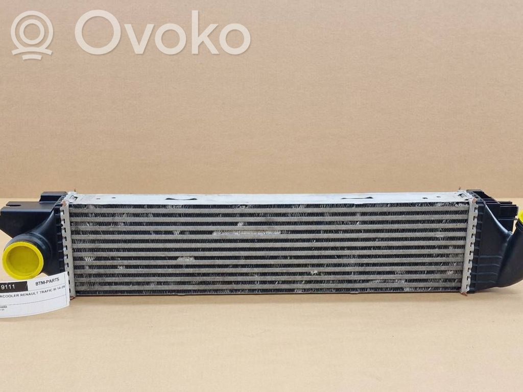 Opel Vivaro Interkūlerio radiatorius 