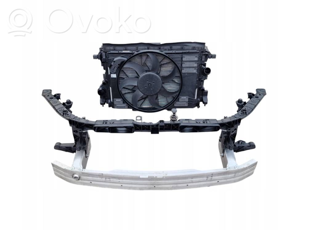 Mercedes-Benz GLA H247 Pannello di supporto del radiatore 