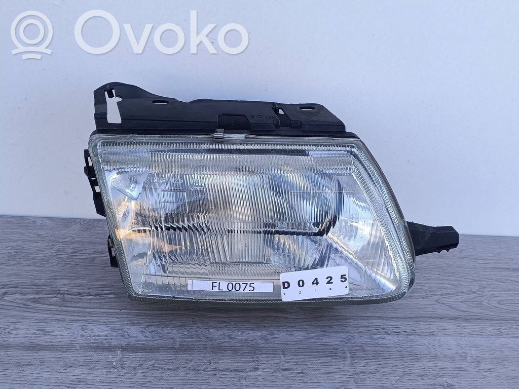 Citroen Saxo Headlight/headlamp 