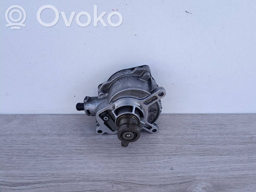 Audi A3 S3 8P Vacuum pump 