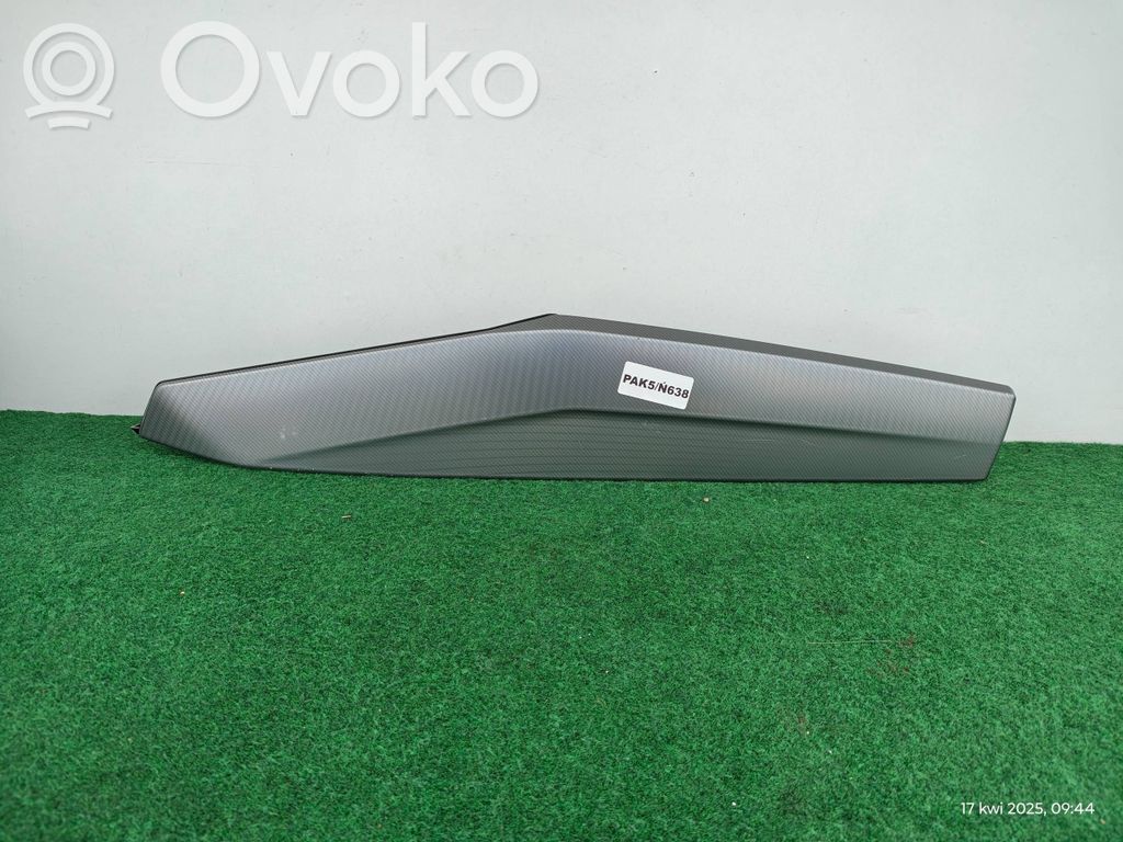 Audi Q4 e-tron Moldura del panel 