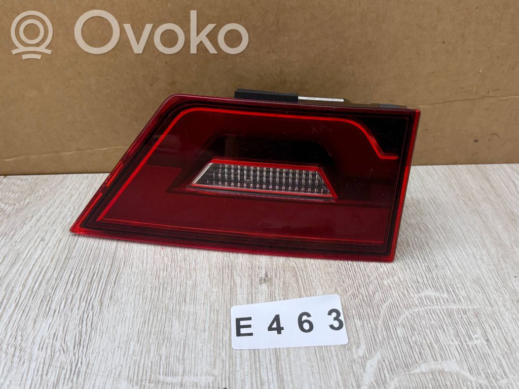 Jaguar E-Pace Tailgate rear/tail lights 