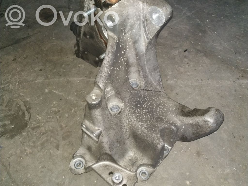 Alfa Romeo 159 Engine mounting bracket 
