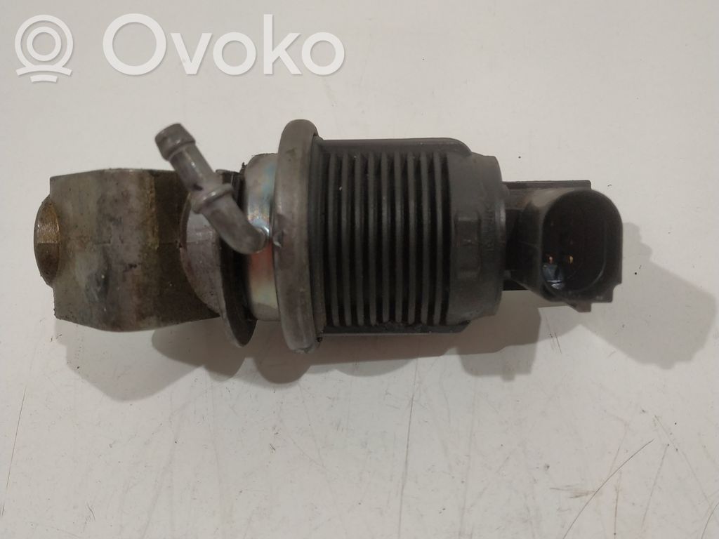 Volkswagen Golf IV Soupape vanne EGR 