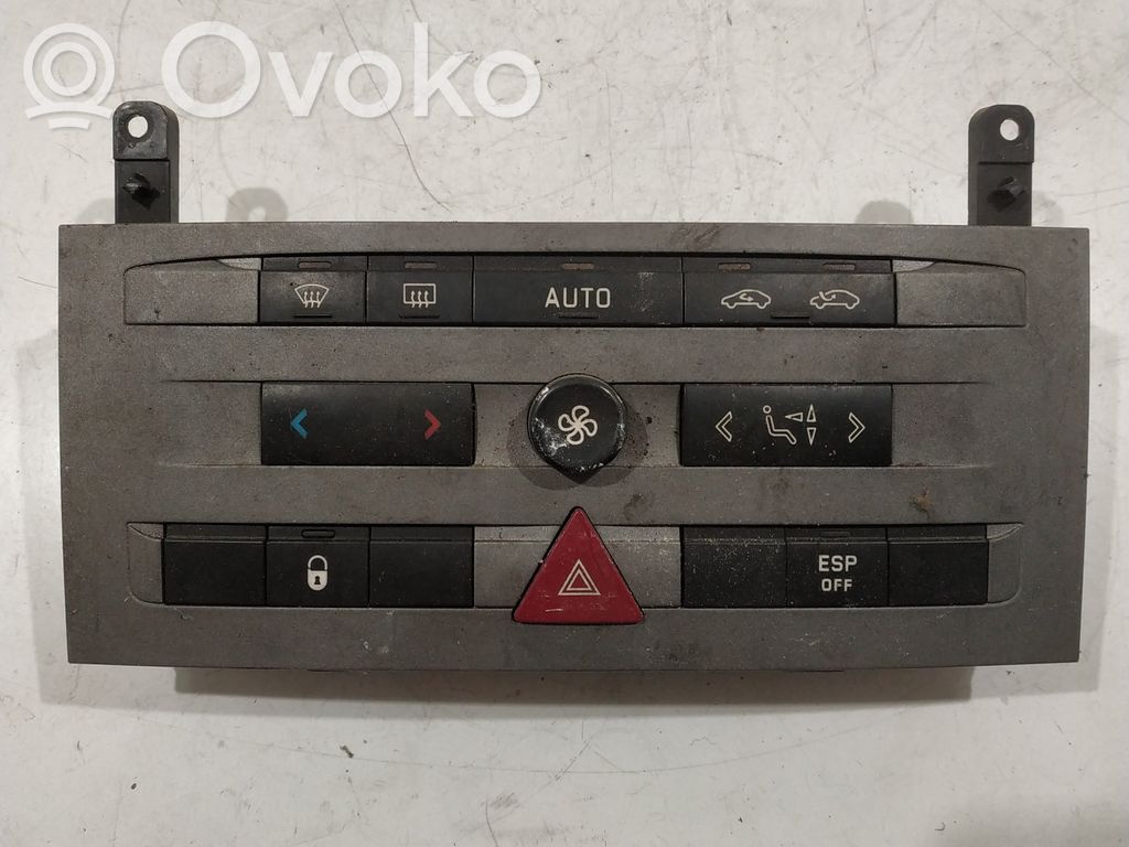 Peugeot 407 Climate control unit 