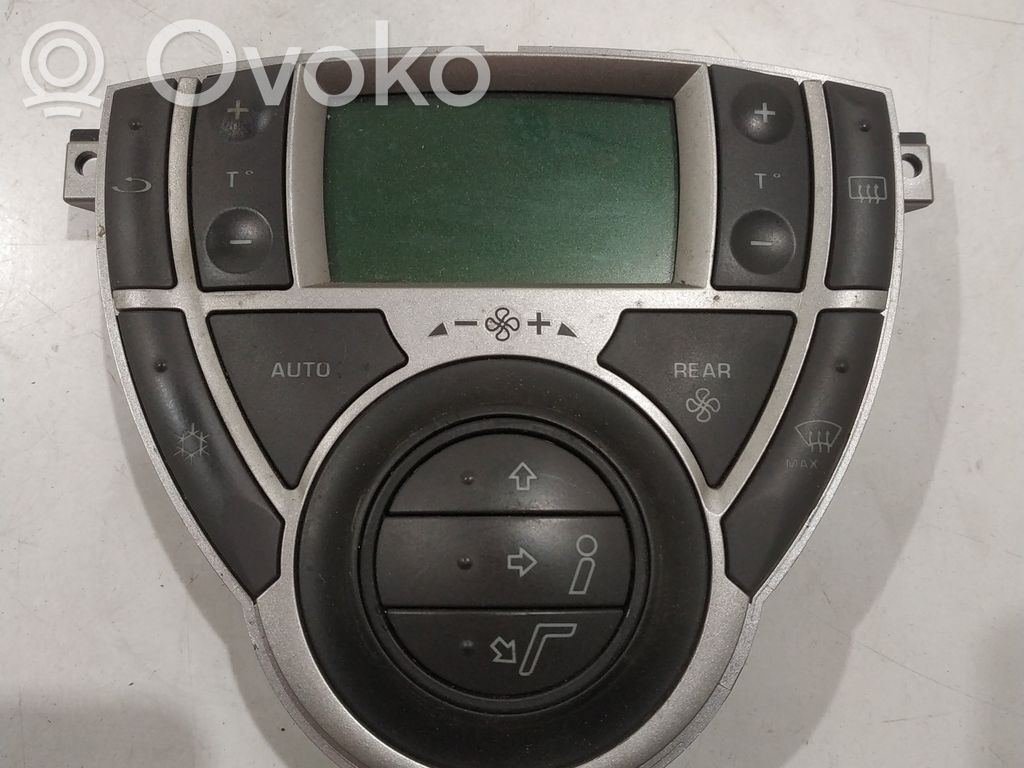 Peugeot 807 Climate control unit 