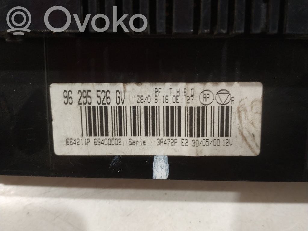 Peugeot 607 Climate control unit 