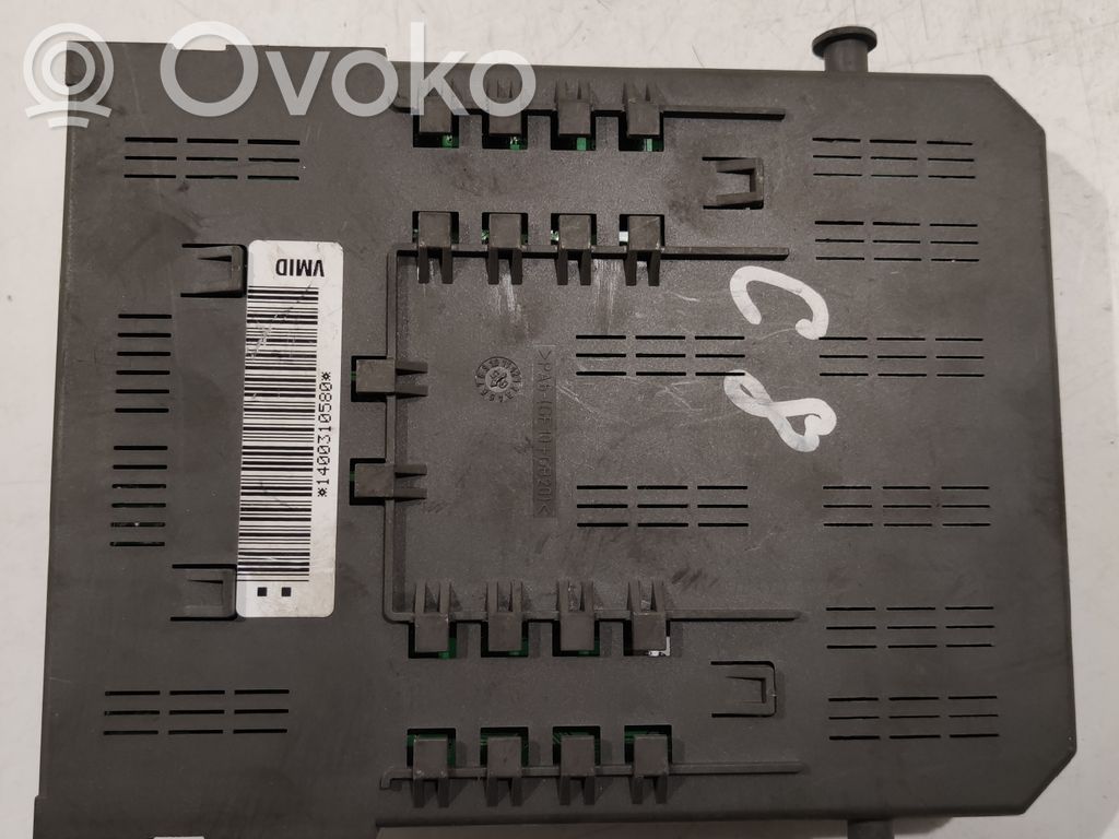 Citroen C8 Module de fusibles 