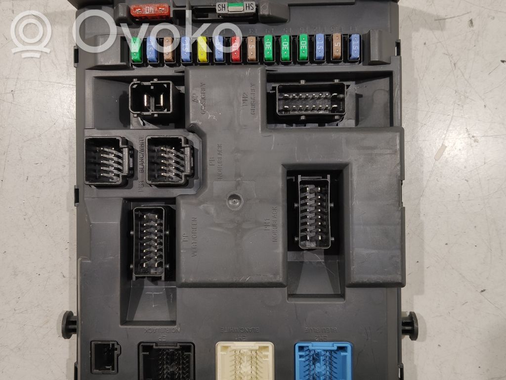 Citroen C3 Picasso Comfort/convenience module 