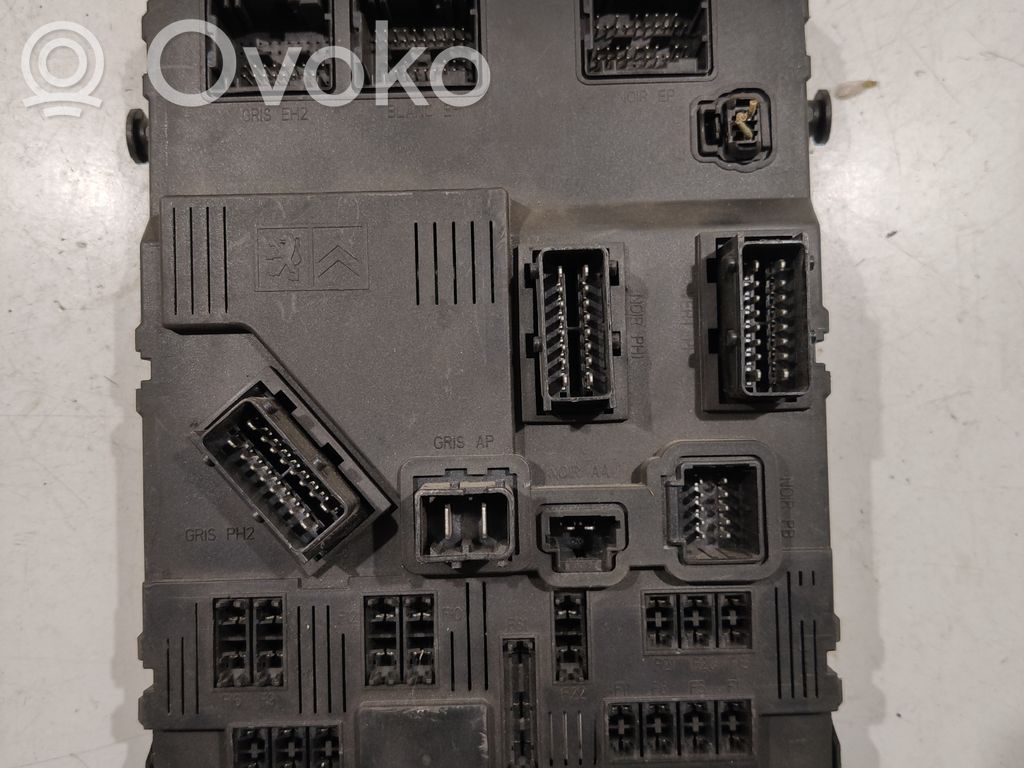 Peugeot 407 Comfort/convenience module 