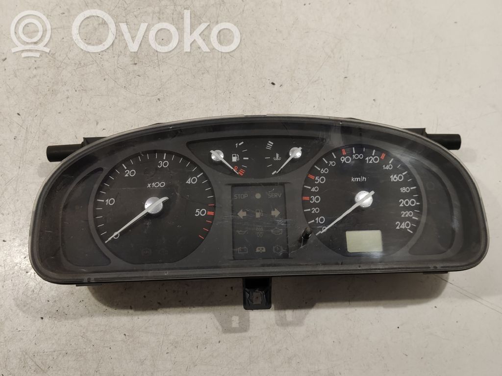 Renault Laguna II Speedometer (instrument cluster) 