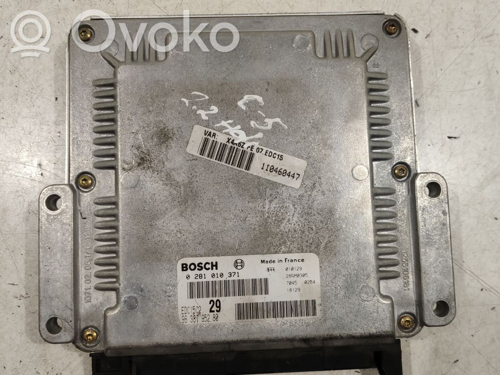 Engine control unit/module ECU   0281010371,9638795280