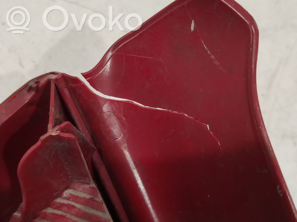 Citroen C2 Galinis žibintas kėbule 