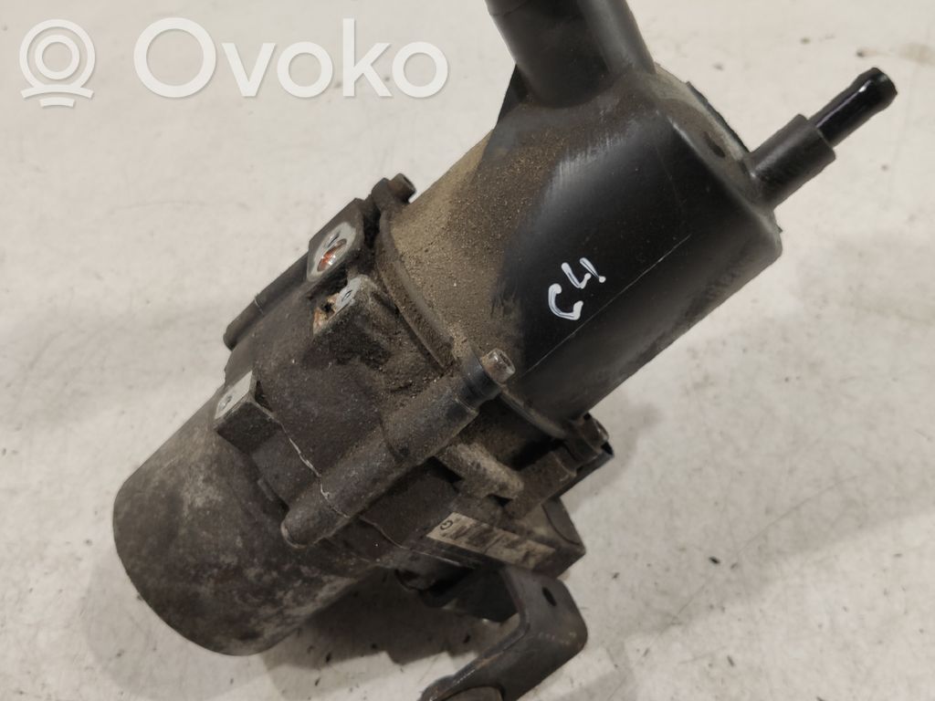 Citroen C4 I Ohjaustehostimen pumppu 