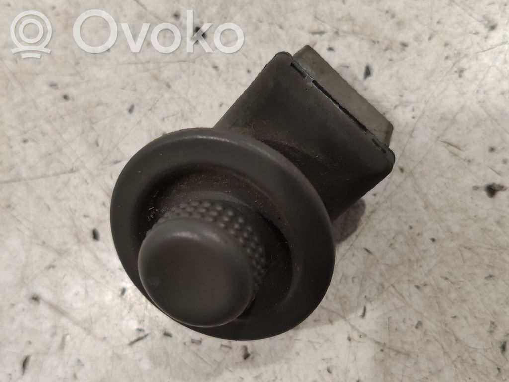 Renault Scenic I Wing mirror control module 