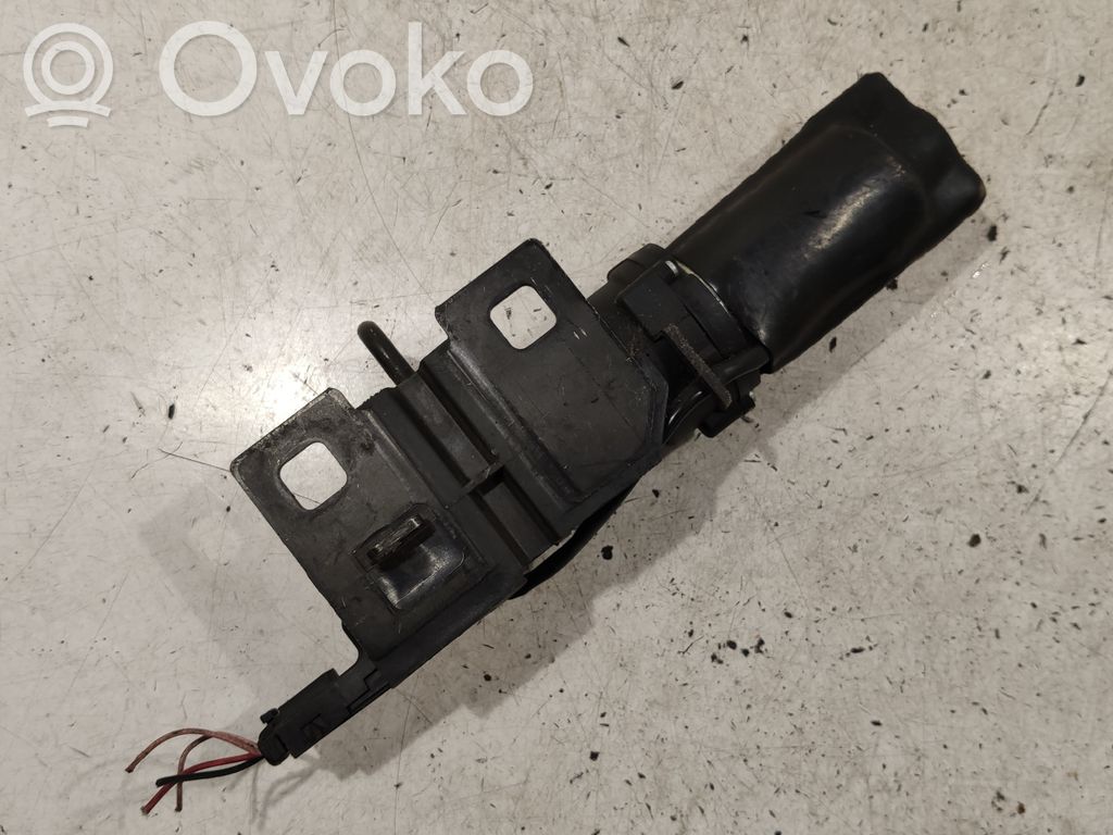 Tailgate/trunk/boot lock/catch/latch   8200014027