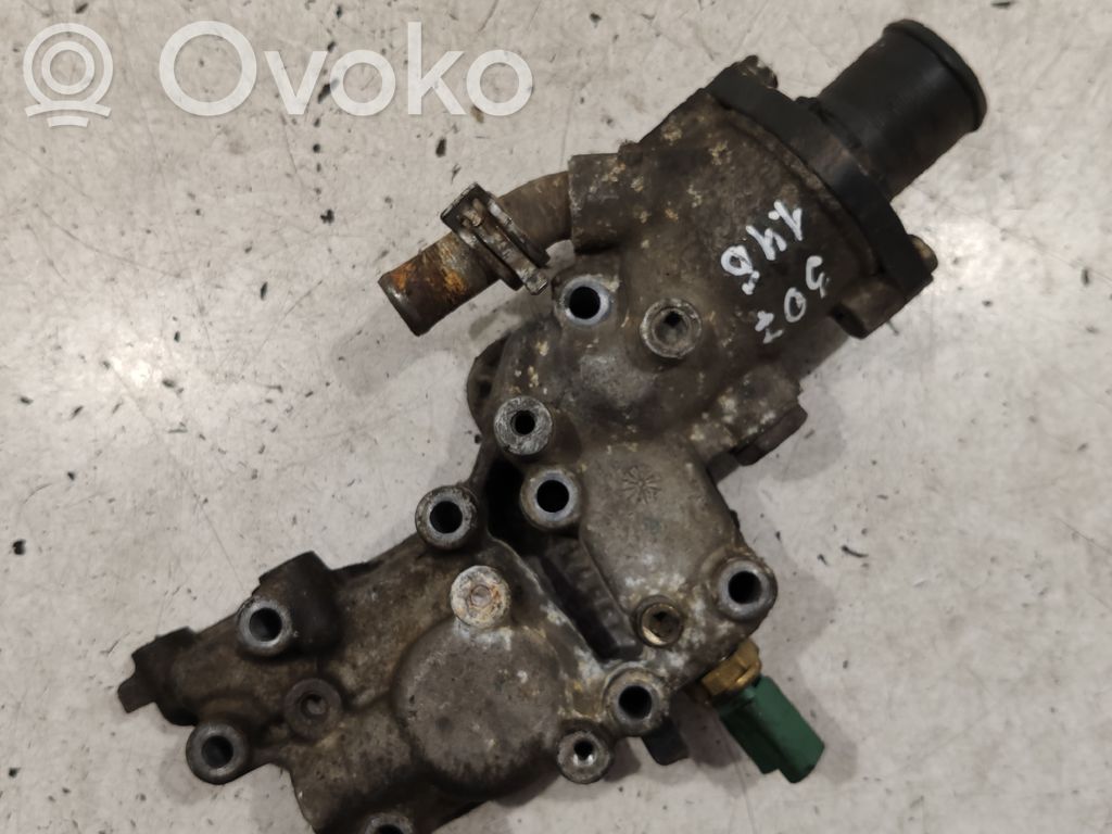 Peugeot 307 Obudowa termostatu 