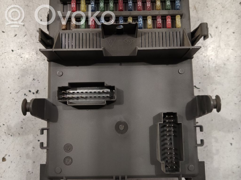 Renault Laguna II Comfort/convenience module 