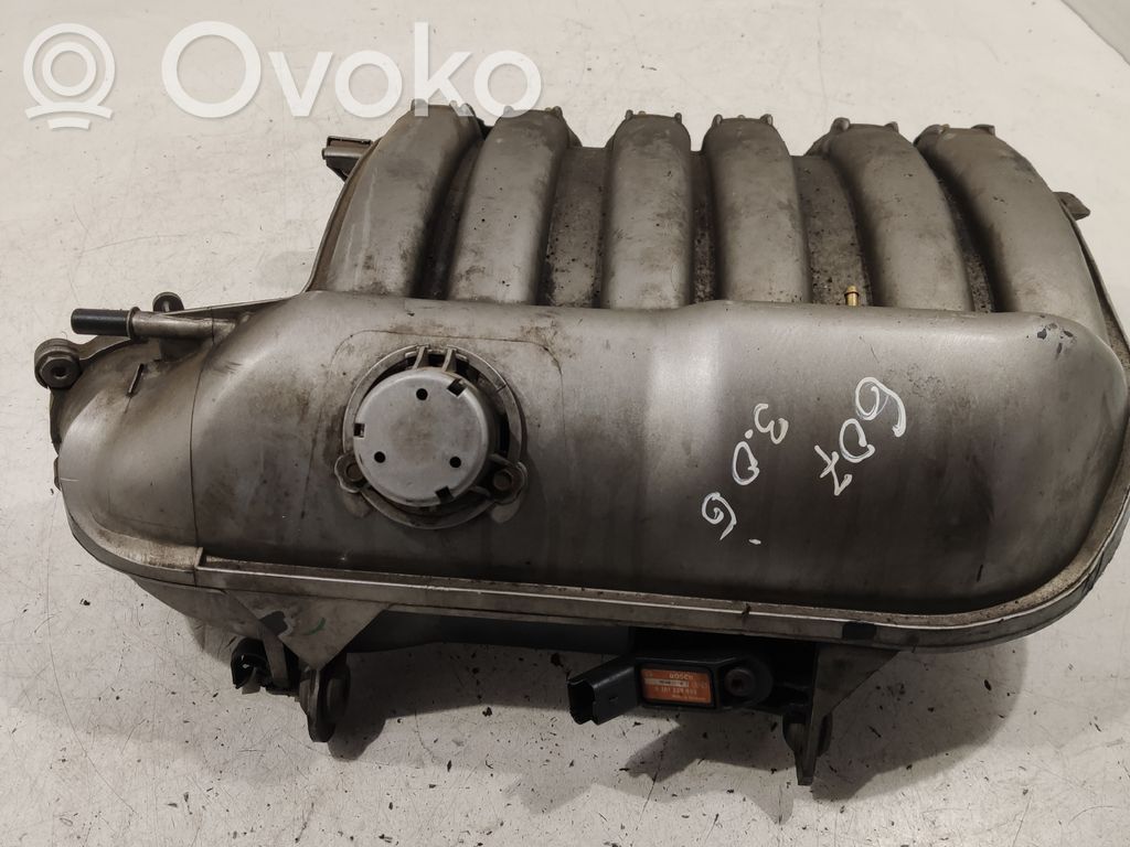Peugeot 607 Kolektorius įsiurbimo 