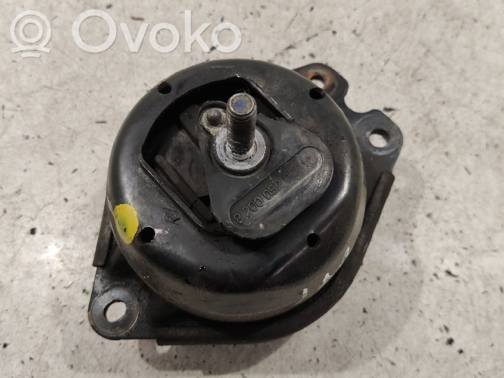 Renault Laguna II Engine mount bracket 