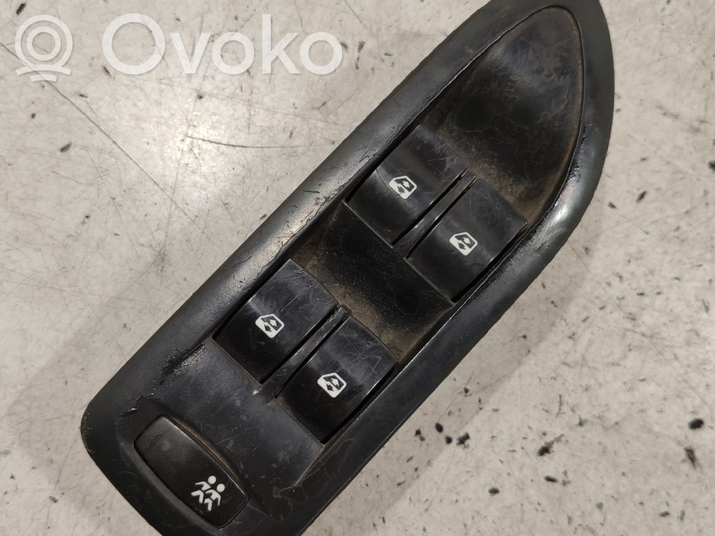 Renault Laguna II Electric window control switch 