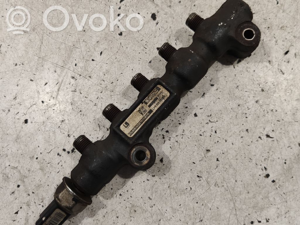 Peugeot 307 Fuel main line pipe 