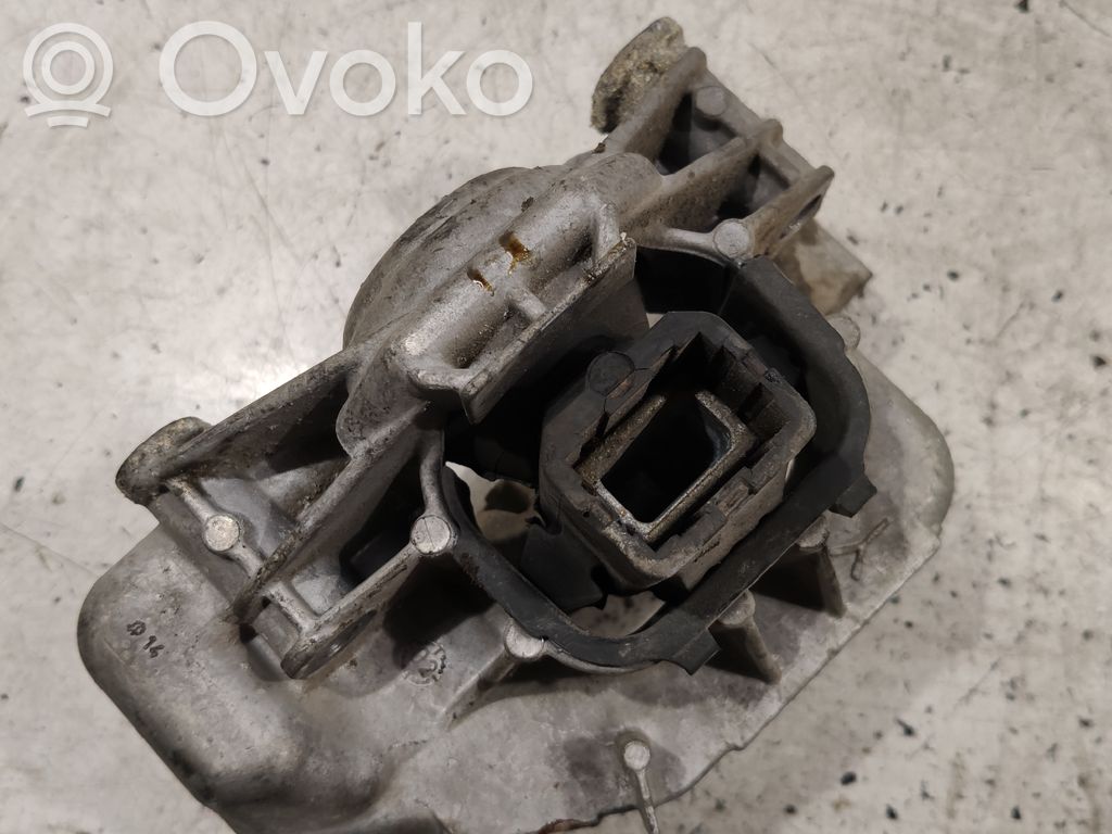 Engine mount bracket   9647722280