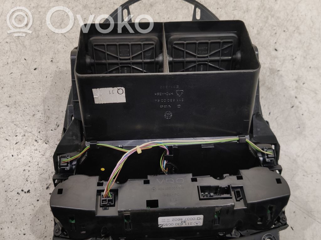 Mercedes-Benz E W211 Climate control unit 