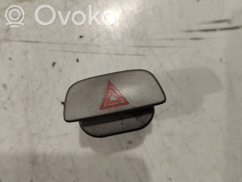 Ford Focus Hazard light switch 